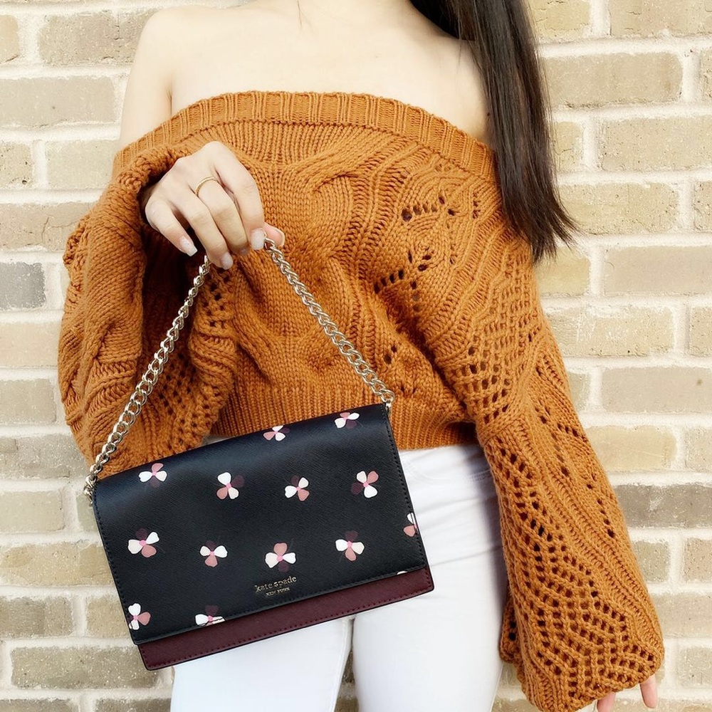 🌸Kate Spade Convertible Crossbody Flower💞 - Picture 3 of 8